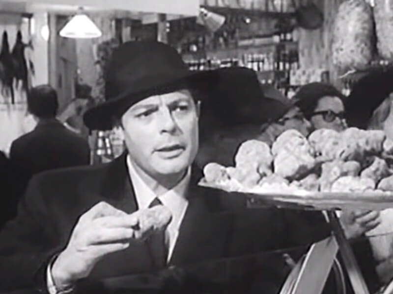 L'uomo dei cinque palloni