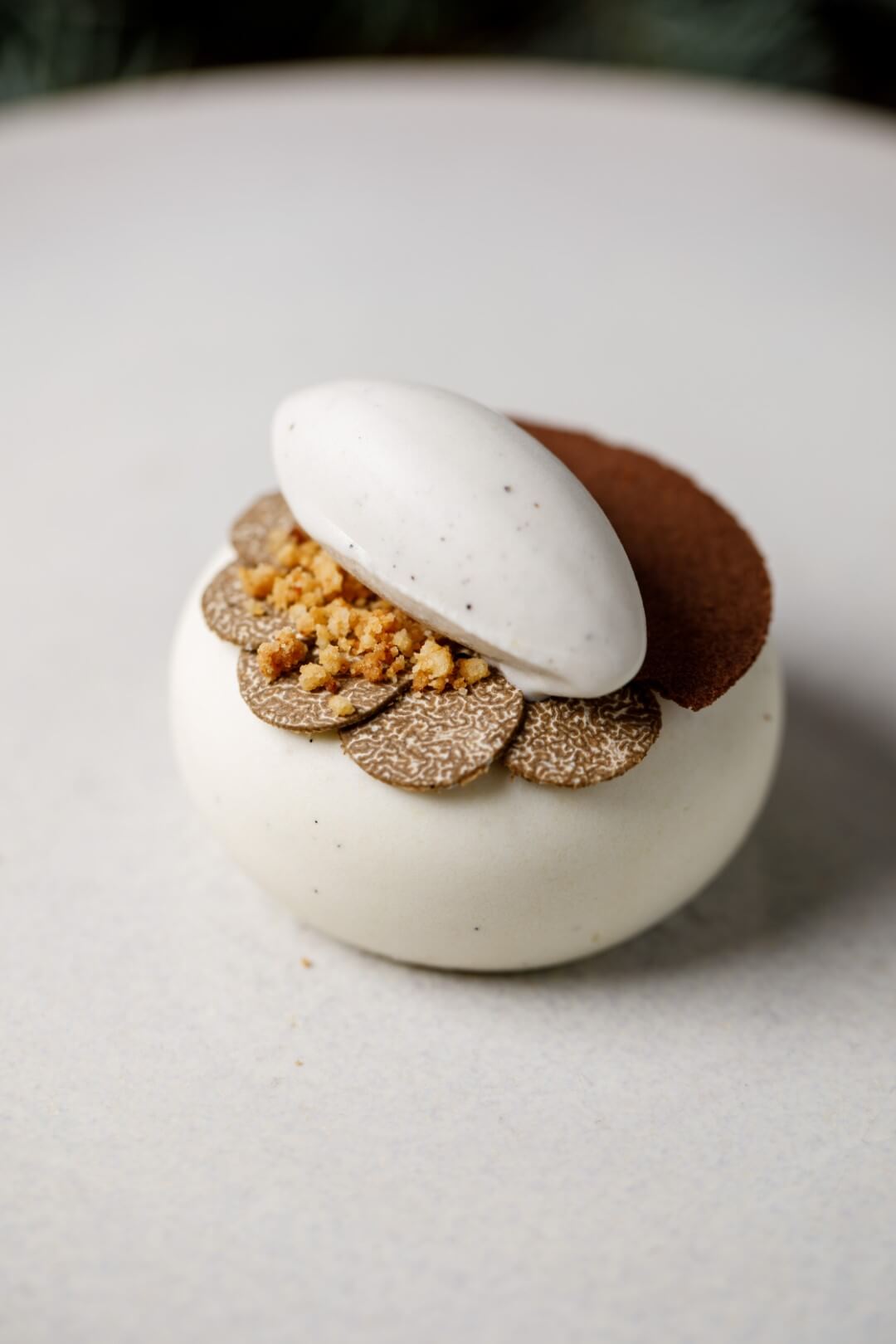 Mousse di patata, spugna al cacao e gelato al tartufo_ Sintesi_ph. Andrea Di Lorenzo